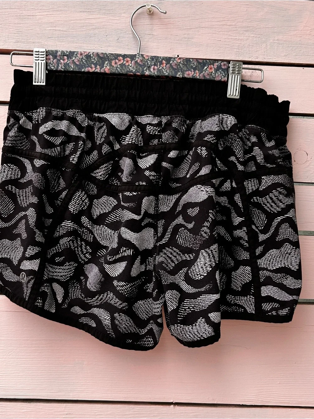 Lululemon Shorts - Picture 7 of 7